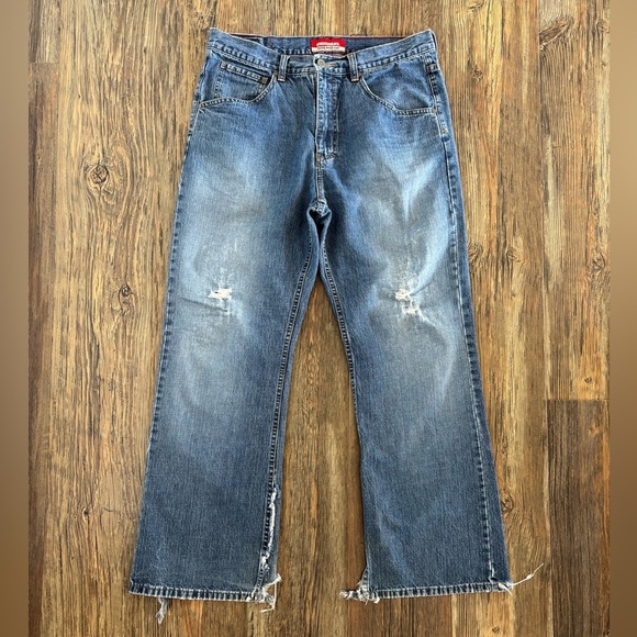 Unionbay Loose Boot Cut Jeans Mens 34x32 Blue Denim Distressed Destroyed Vtg Y2K - Picture 1 of 16